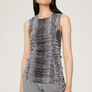 Women's Black and Gray Sleeveless Top